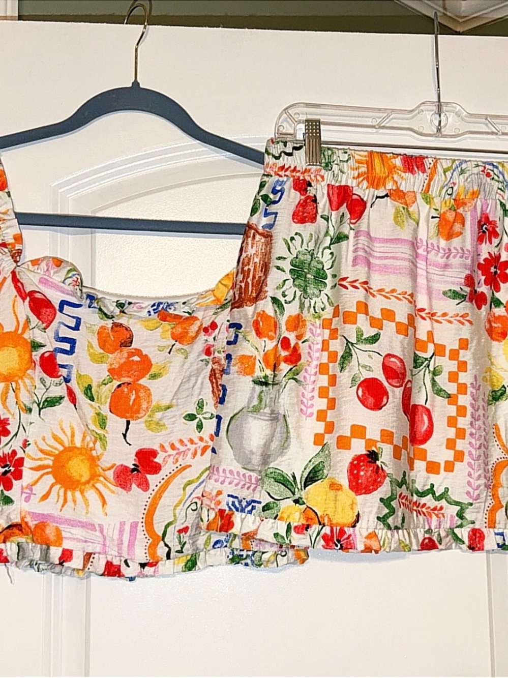 White Floral & Fruit Print Elastic 2pc Skirt Set